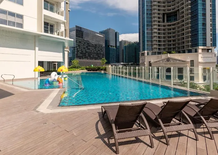 Modern - Uptown Bgc Brand New Fast Wifi * Manila